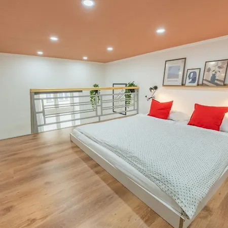Stylish Loft - 1 - Self Check-in