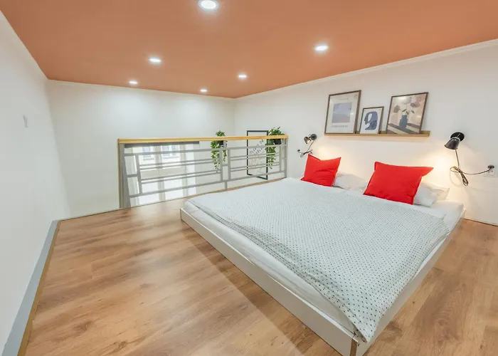 Stylish Loft - 1 - Self Check-in